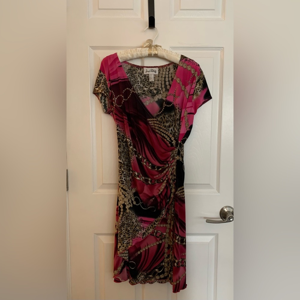 Joseph Ribkoff dress~ gorgeous pattern with side ruching